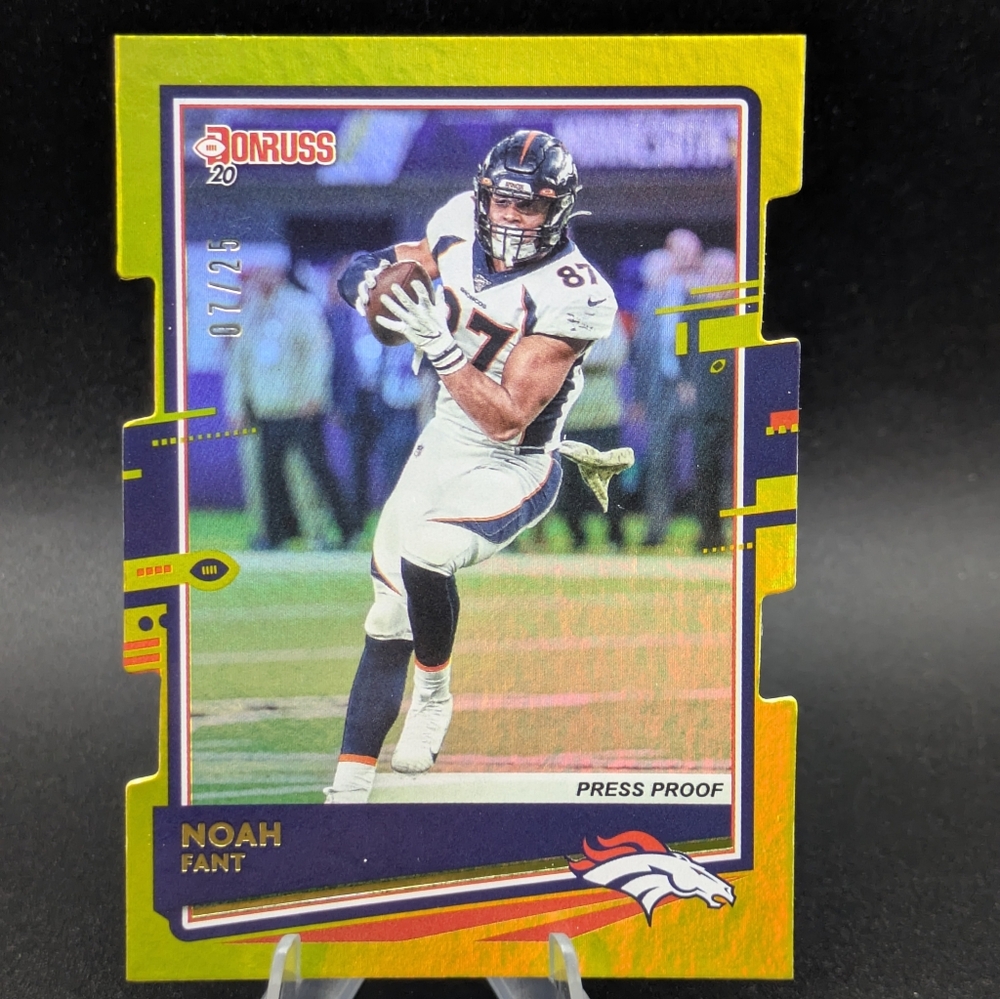 2020 Donruss Noah Fant Press Proof Die Cut Gold #07/25 Denver Broncos #95 NFL